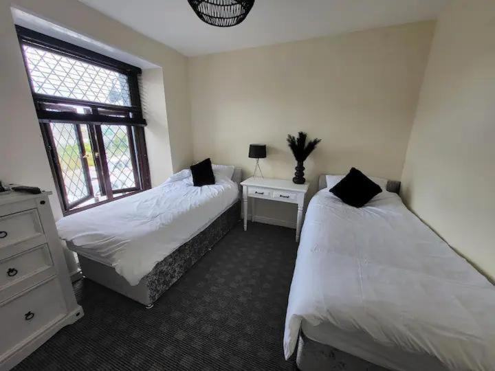 The Dublin Packet - Twin Room 1 Holyhead Eksteriør billede